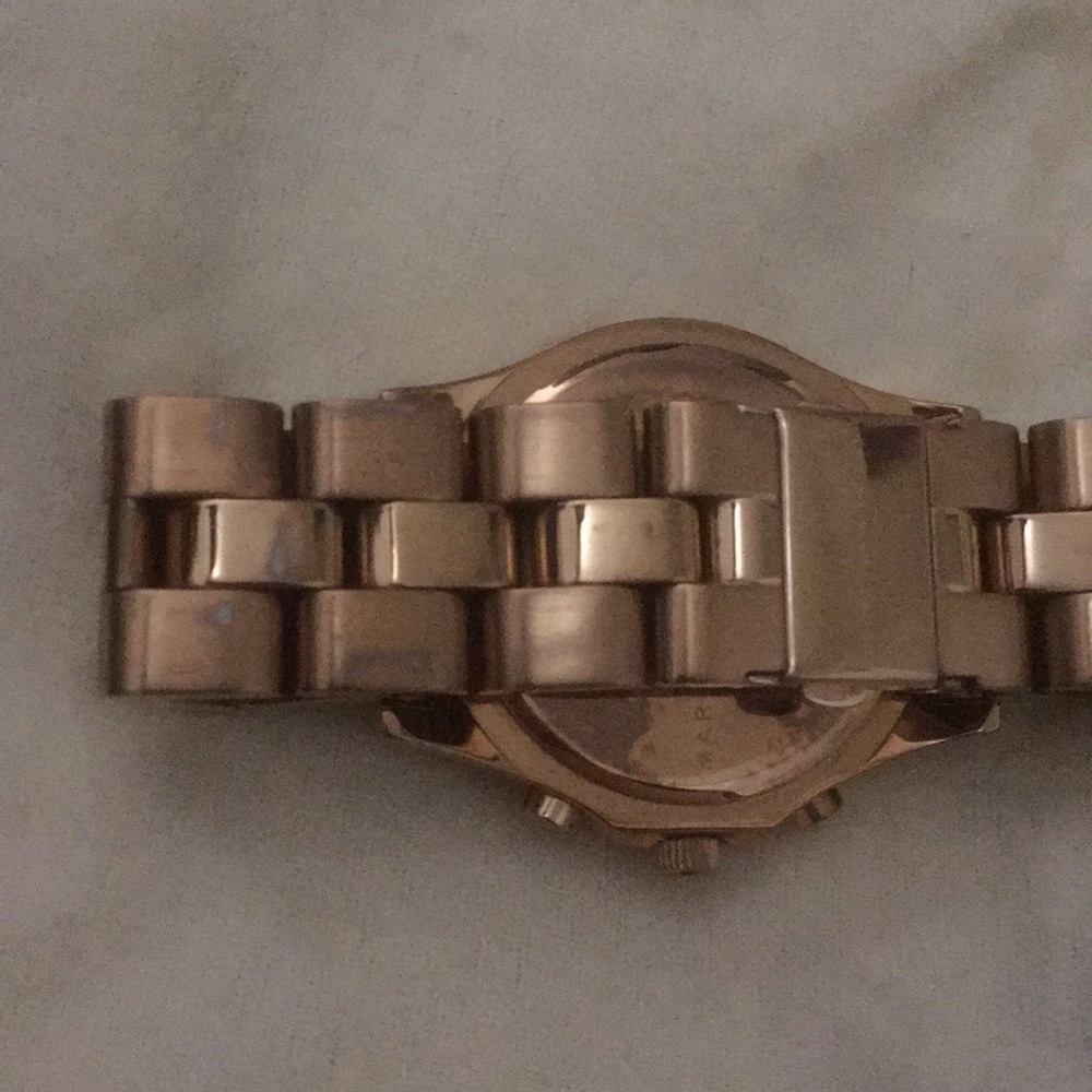 Sold! Rosegold Marc Jacobs Watch - Picture 5 of 8